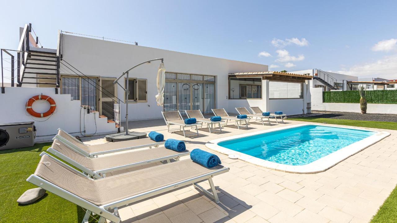 Luxury Villa Cindy Калета де Фусте Екстериор снимка